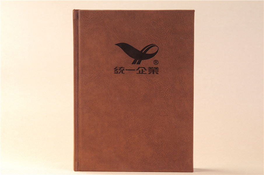 企業(yè)畫冊(cè)怎么設(shè)計(jì)好?如何設(shè)計(jì)制作好一本企業(yè)畫冊(cè)?